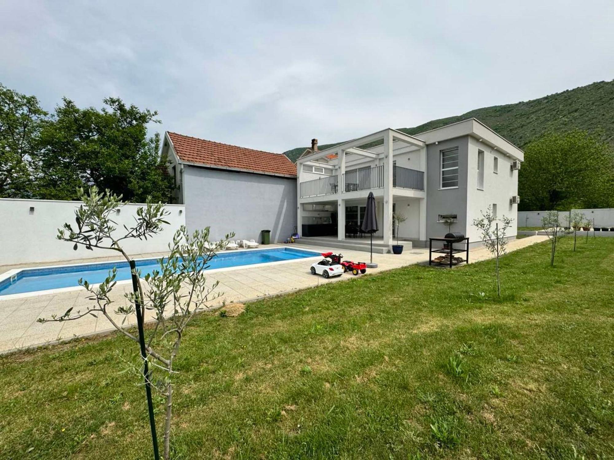 Villa Aqua Mostar Exteriör bild
